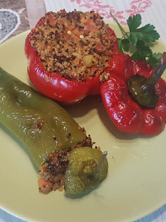 Una foto de Pimientos rellenos de quinoa
