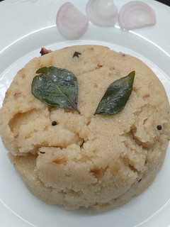 A picture of Semolina (white rava).