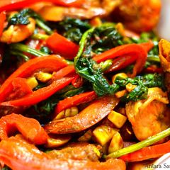 Prawns, Spinach & Bell Peppers! A picture of Prawns, Spinach & Bell Peppers!.