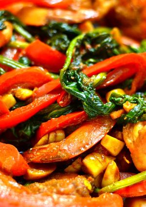 A picture of Prawns, Spinach & Bell Peppers!.