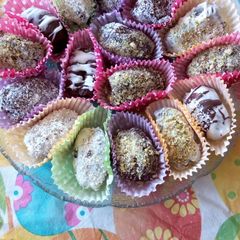 A picture of Chocolate filled dates.