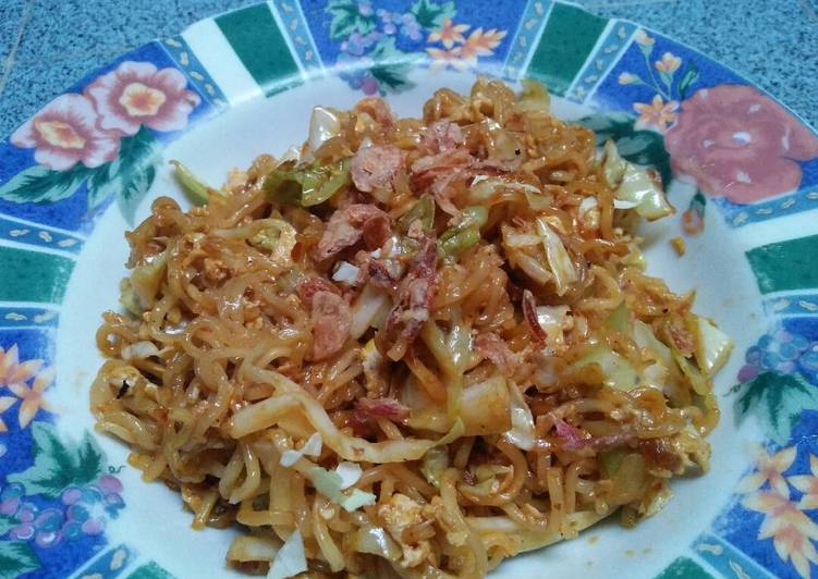 Resep Mie Goreng Sambal Kobis #bumbuinstan yang Lezat Sekali