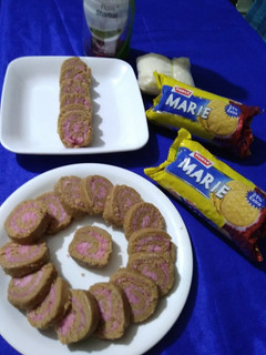 A picture of Rose flavoured Swiss Rolls.