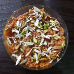 A picture of Delicious gajar halwa.