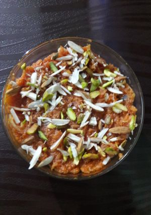 A picture of Delicious gajar halwa.