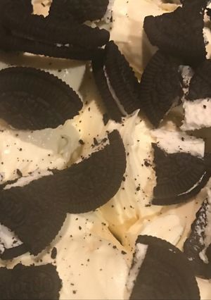 Una foto de Crema de oreos, ideal como relleno de tortas