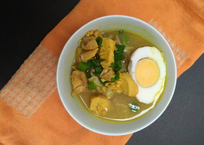 Soto ayam sederhana