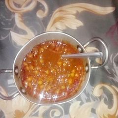 A picture of White chole.