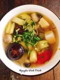 Canh chua nấu nấm và đậu hủ non