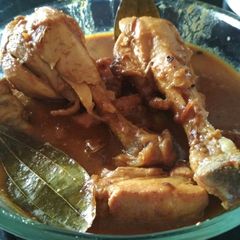A picture of Dum Chicken Masala.