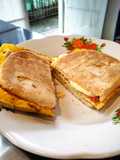 Sandwich dadar salami