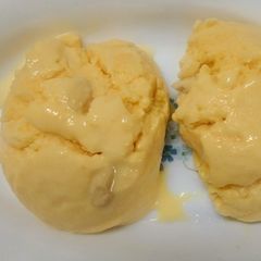 A picture of Vanilla Ice Cream.