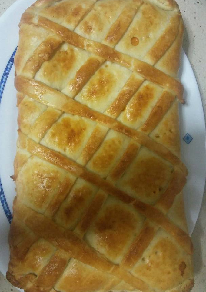 Una foto de Empanada de pollo asado