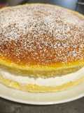 Japán felhő torta (töltve)