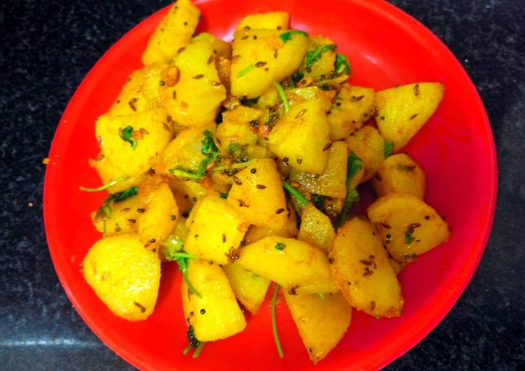 Simple Way to Make Ultimate Jeera dhaniya aloo/potato