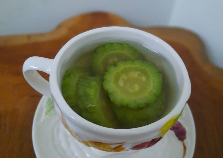 Cara olah Hot infuse water with bitter gourd alias pare  yang Bikin Ngiler