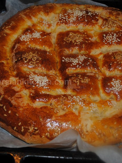 A picture of Sheermal bread (Persian Naan sheermal)#familyfriendly.