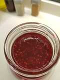 Mứt phúc bồn tử - Raspberry jam