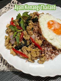 Foto resep Ayam Kemangi Thailand (Pad Kra Pao)