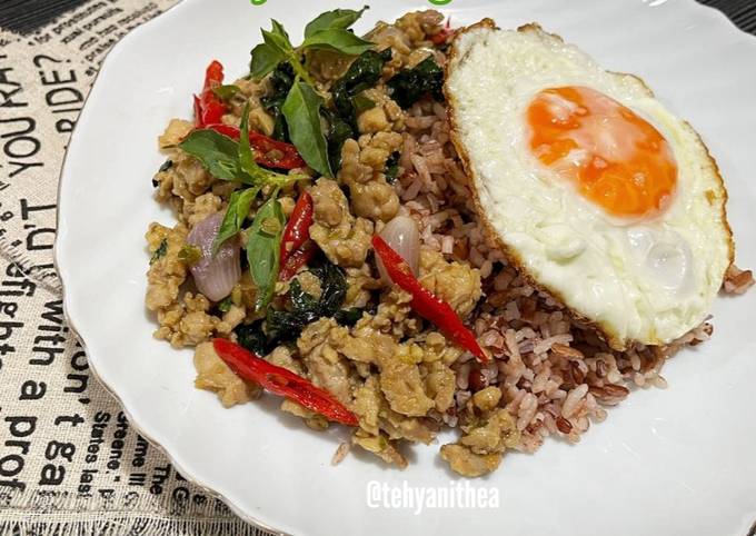 Resep Ayam Kemangi Thailand Pad Kra Pao Oleh Teh Yanithea Cookpad