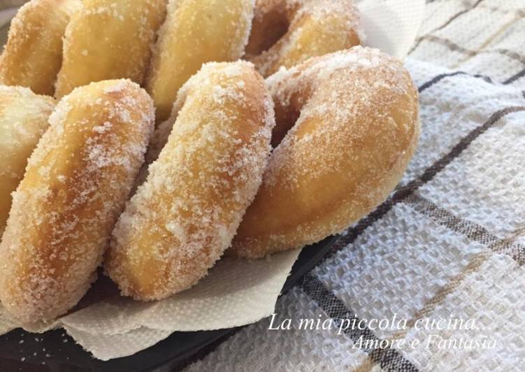 Ciambelle zuccherate sofficissime