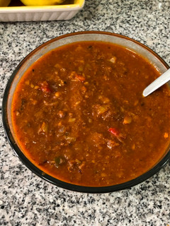 Una foto de Salsa de sardinas y tomate