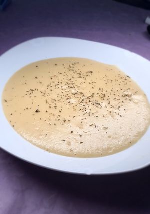 Una foto de Vichyssoise o crema de puerro