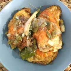 A picture of Telur Ceplok Cabe Hijau.