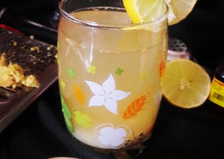 How to Make Super Quick Homemade Lemon ginger juice