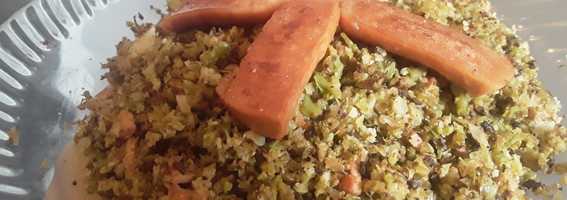 "Arroz" de coliflor y brócoli... 😜😝😜🥦🍙🍚🍙🥦