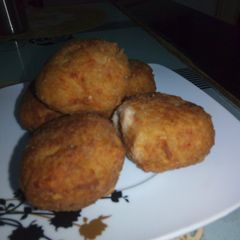 A picture of Spicy rice ball.