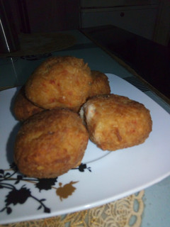 A picture of Spicy rice ball.