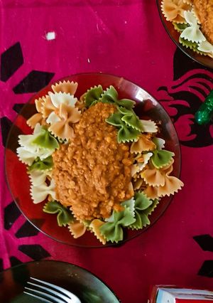 Una foto de Pesto rosso con lentejas