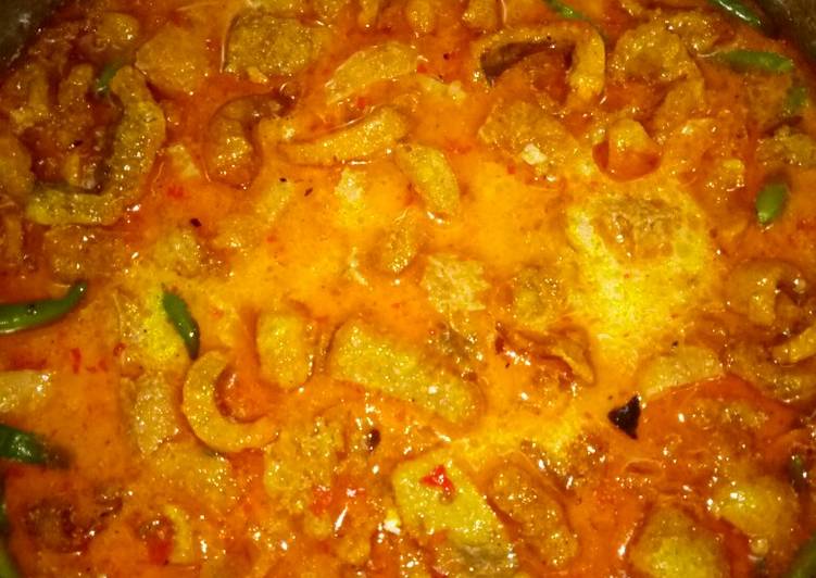 Sayur krecek sederhana.