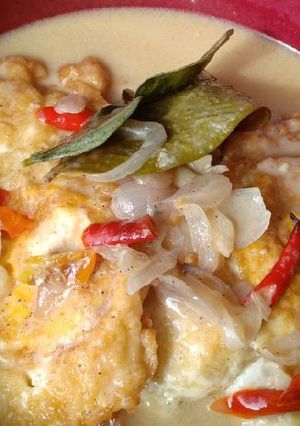 Foto resep Telur Ceplok Kuah Santan 🍳🥥🌶