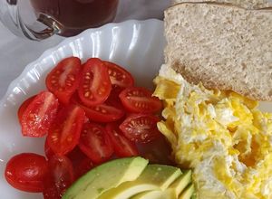 Una foto de Desayuno nutritivo, fácil y rápido