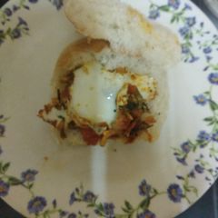Peri Tawa egg pav A picture of Peri Tawa egg pav.