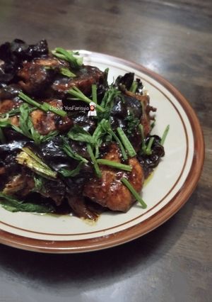 Gambar Ayam Masak Kicap Lada Hitam & Cendawan Hitam