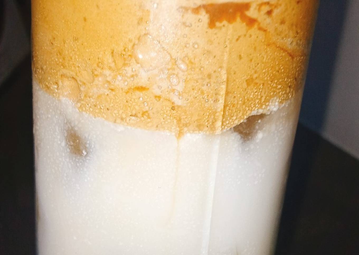 Iced dalgona coffee