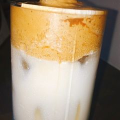 A picture of Iced dalgona coffee.