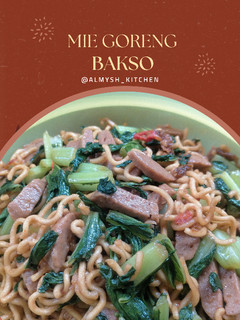 Foto resep Mie Goreng Bakso Enak & Mudah di buat