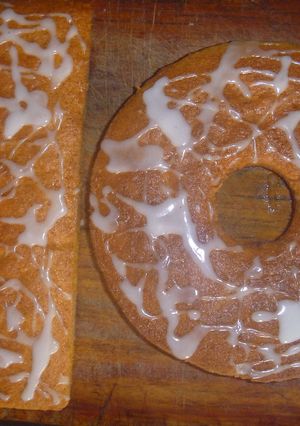 Una foto de Torta de naranja con glase