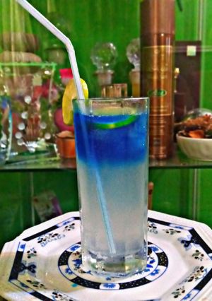 A picture of Electric lemonade.
