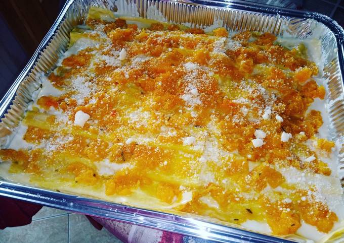 Lasagne con zucca e provola