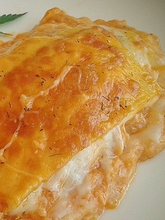 Una foto de Lasaña de salmón fresco