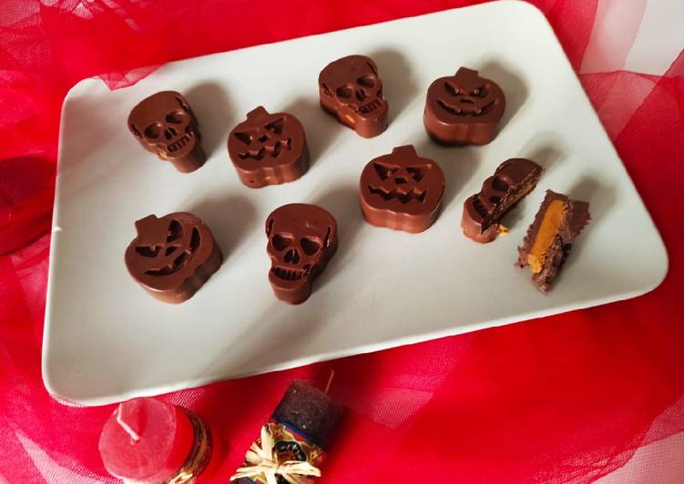 Steps to Make Any-night-of-the-week &#34;Reese&#39;s&#34; para Halloween