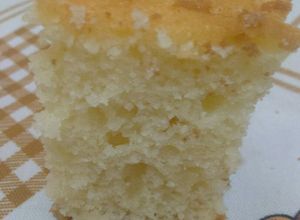 Una foto de Torta de yogurt bebible económica y fácil