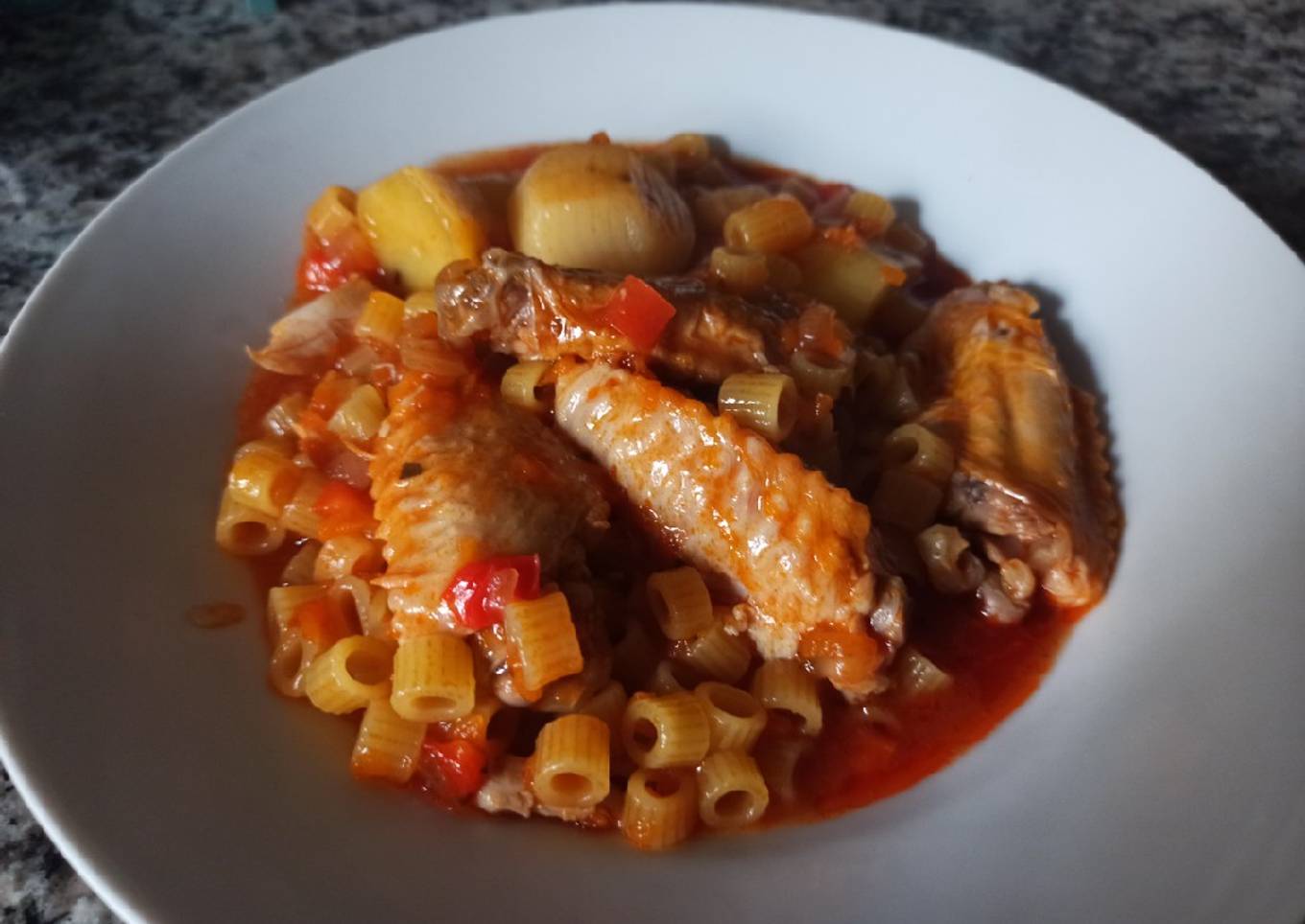 Guiso de alitas de pollo