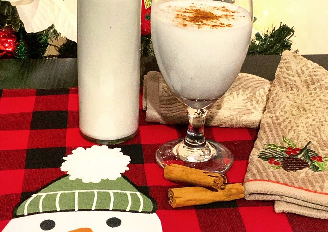 Low Carb (Keto- Friendly) Coquito Puertorriqueño