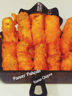 स्वादिष्ट पनीर पकौड़ा (swadisth paneer pakoda recipe in hindi) रेसिपी मुख्य फोटो